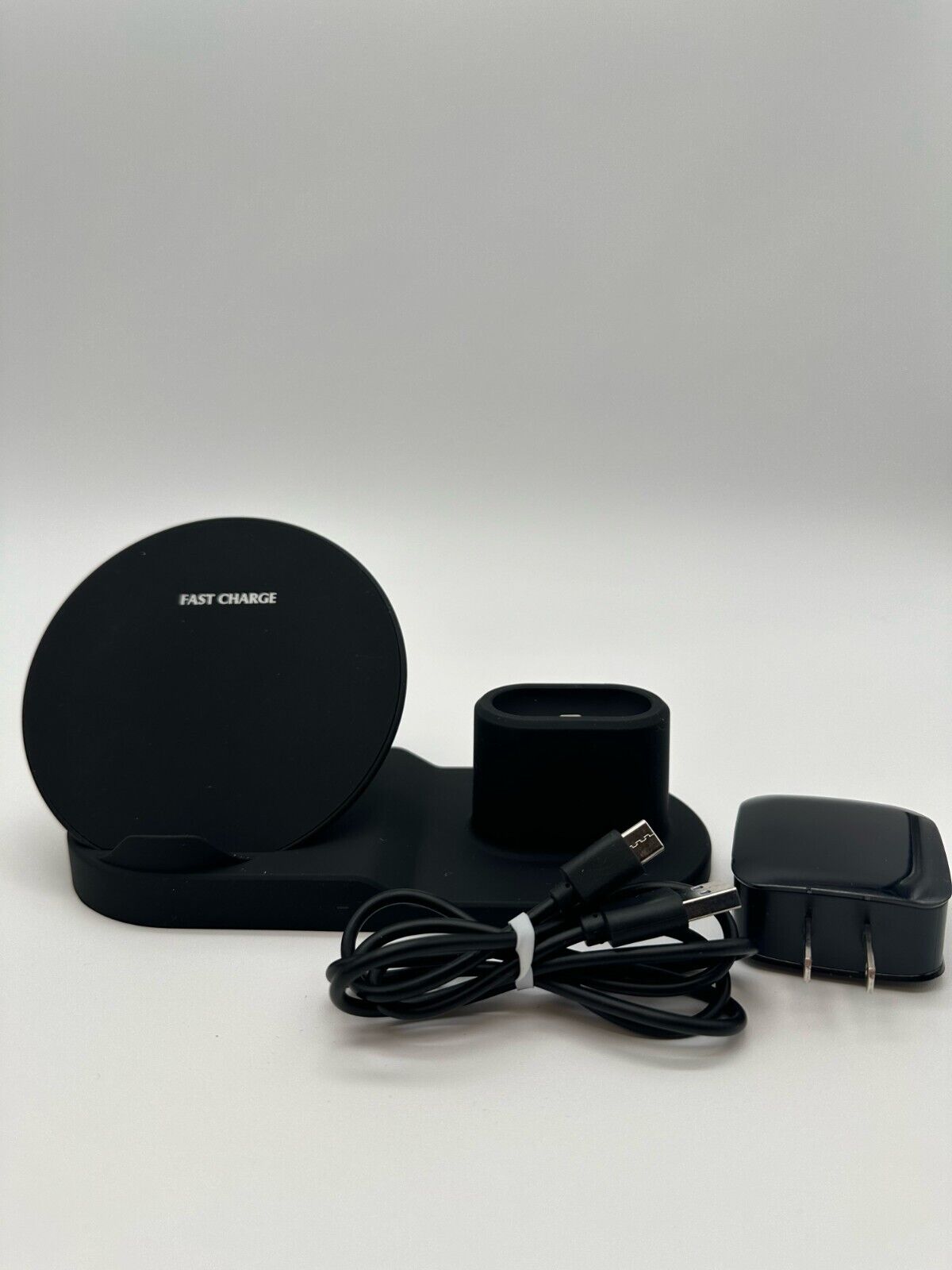 Fast Charge Wireless Charger 3 in 1- Cellphone, Earphone, and more