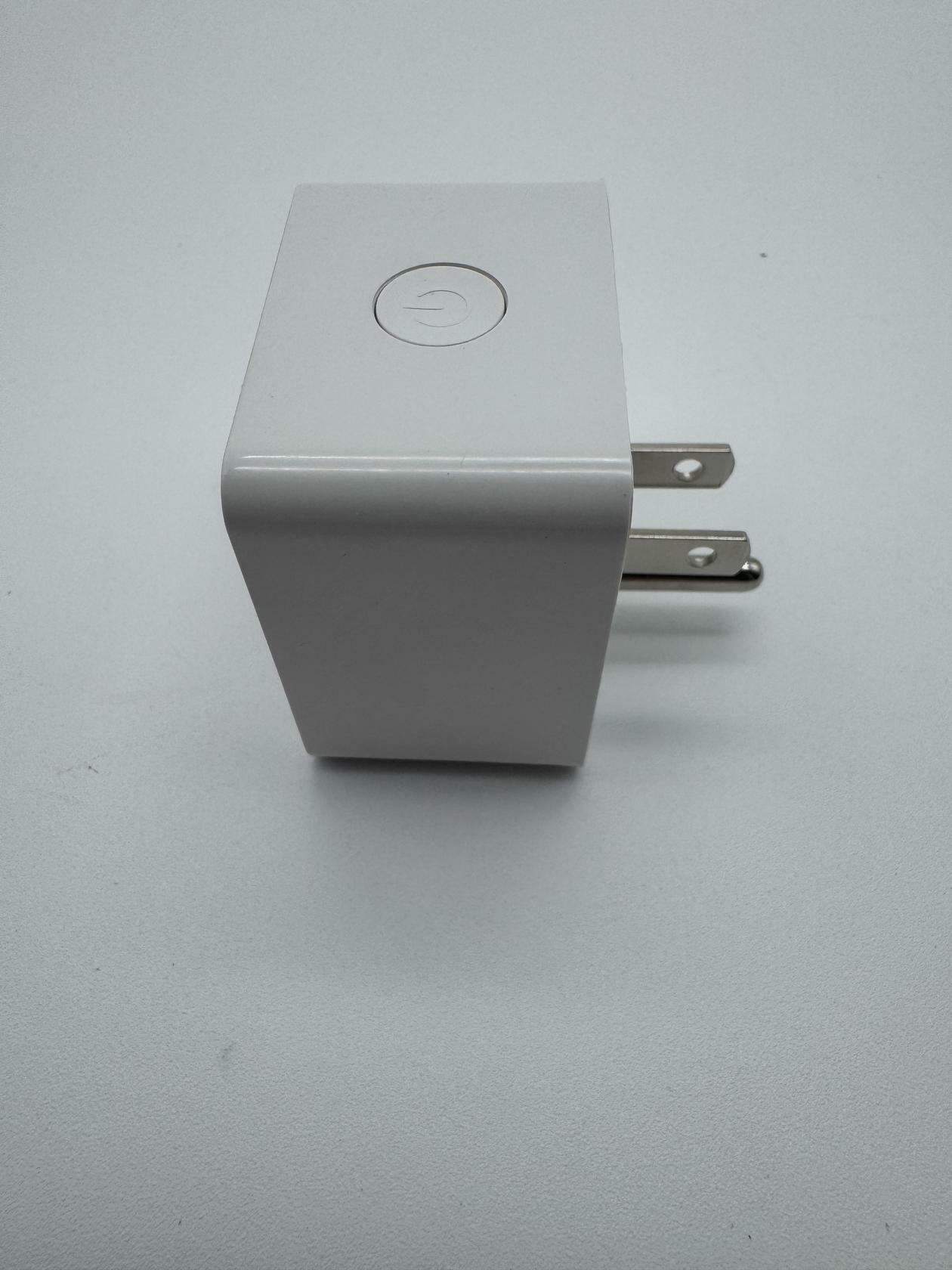 Smart Plug AC Adapter | Turn off electrical outlets from wherever you are.
