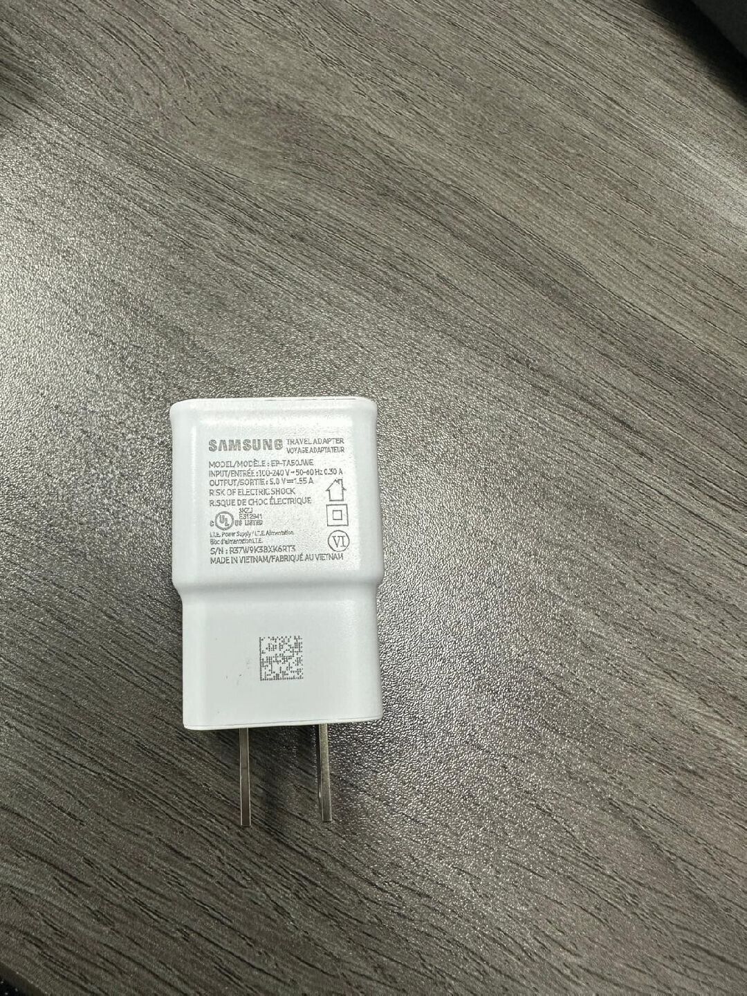 Travel Adapters by Samsung, Netgear & Motorola - 450 Units - USB Connection