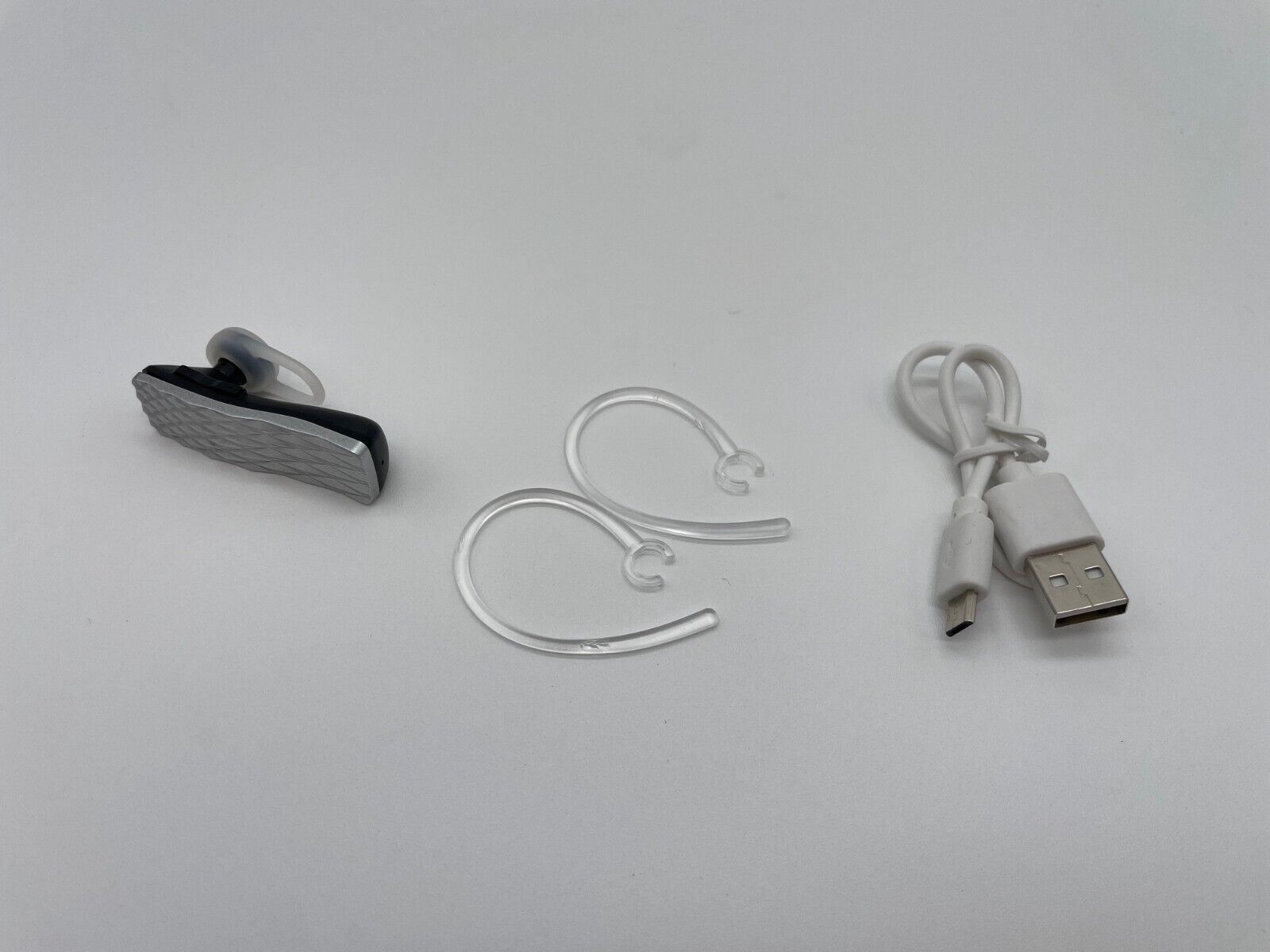 CW Mini Bluetooth Headset BT-619V, Silver, Easy Pairing, Single Ear Piece  - NEW