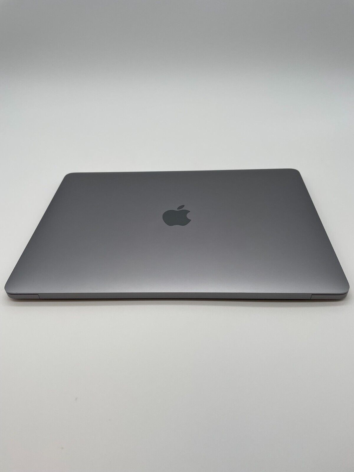 Apple MacBook Pro 13" (256GB SSD, Intel Core i5, 2GHz, 8GB RAM) Space Gray- 2016