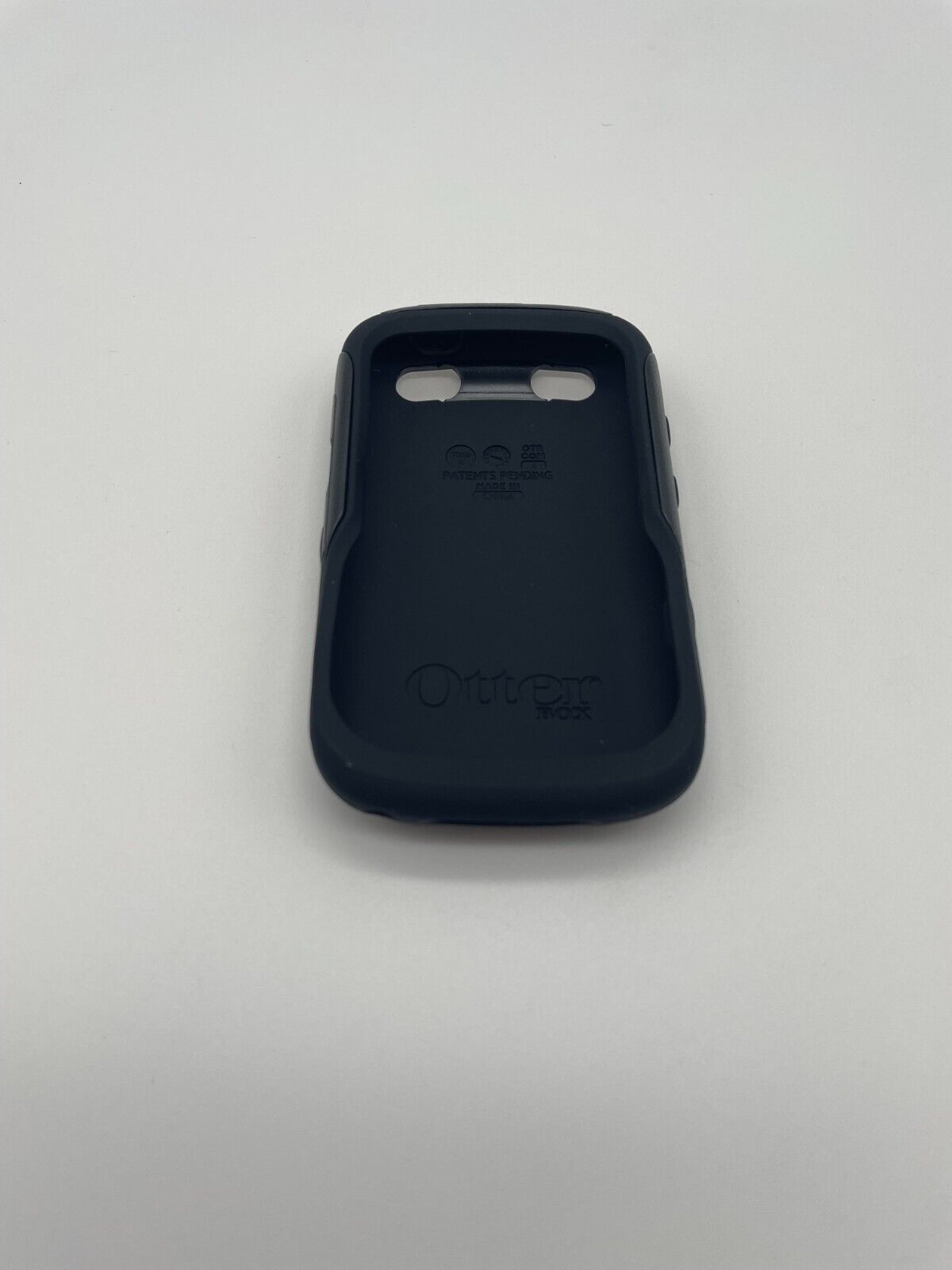 OtterBox Commuter Series Blackberry Curve- 9220, 9310, 9320 Smartphones- Black