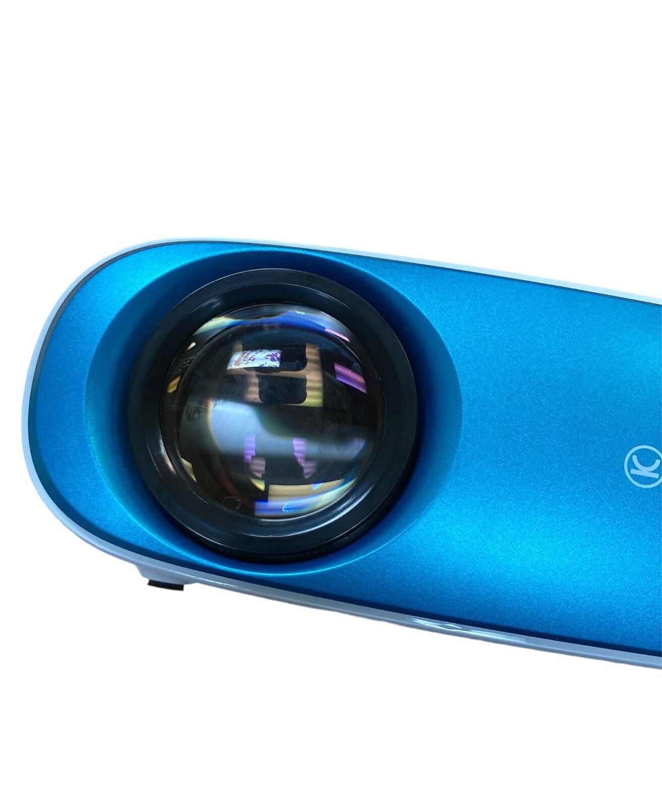 VANKYO Cinemango Portable Video Projector 1280 x 720p 100 HD LED Projector READ
