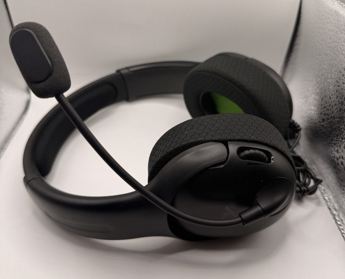 Xbox One PDP Gaming LVL40 Wired Stereo Headset Over-Ear with Microphone
