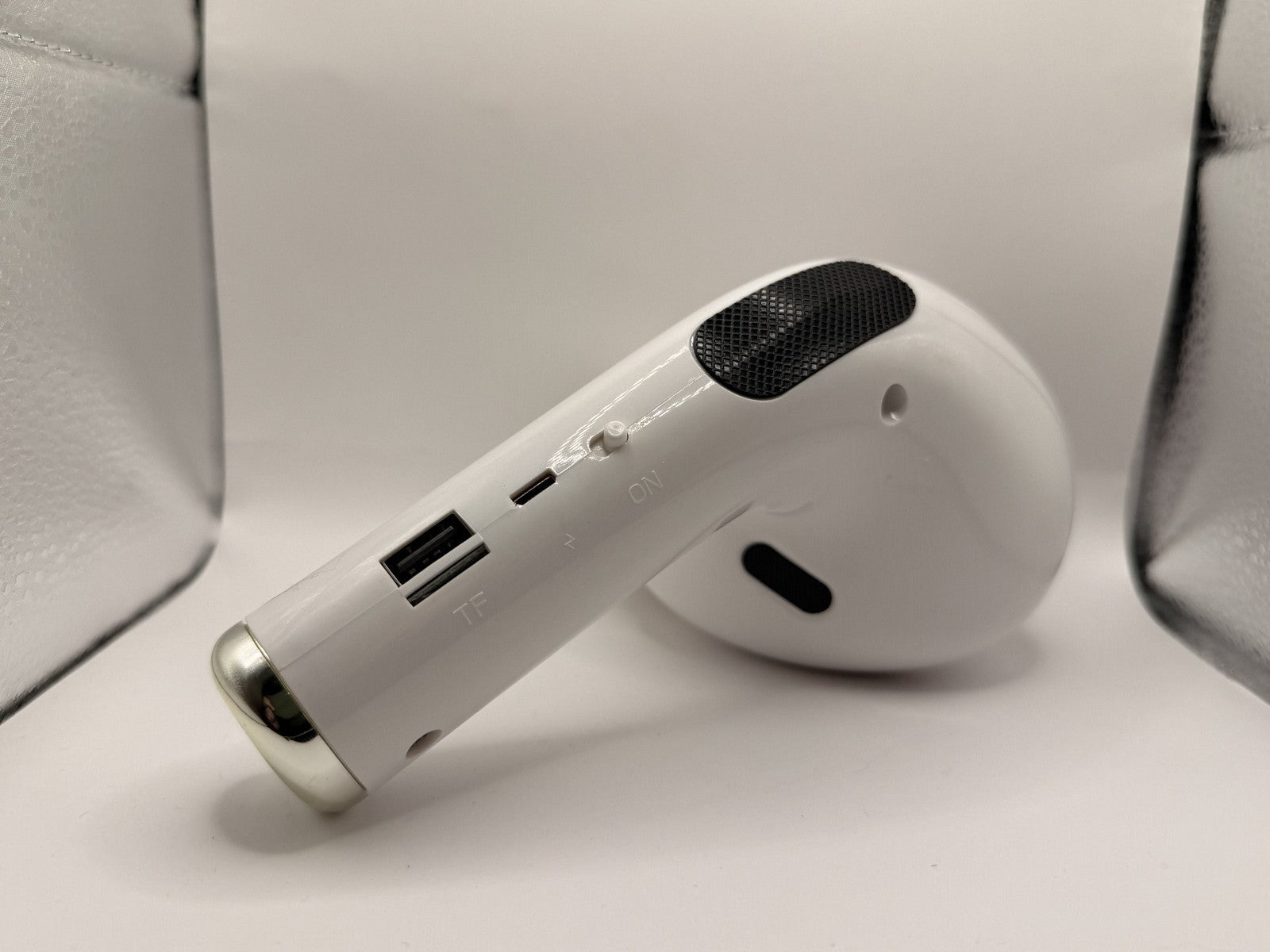 Giant Oversized Headphone Speaker Aux Cable HD Mic | White | Pink | Green | Blue