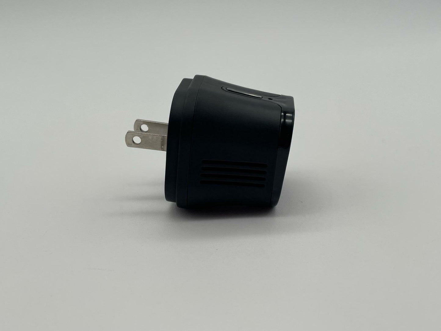 WiFi Smart Camera Charger - Remote View , Mini Camera for Pets  - IOS Android