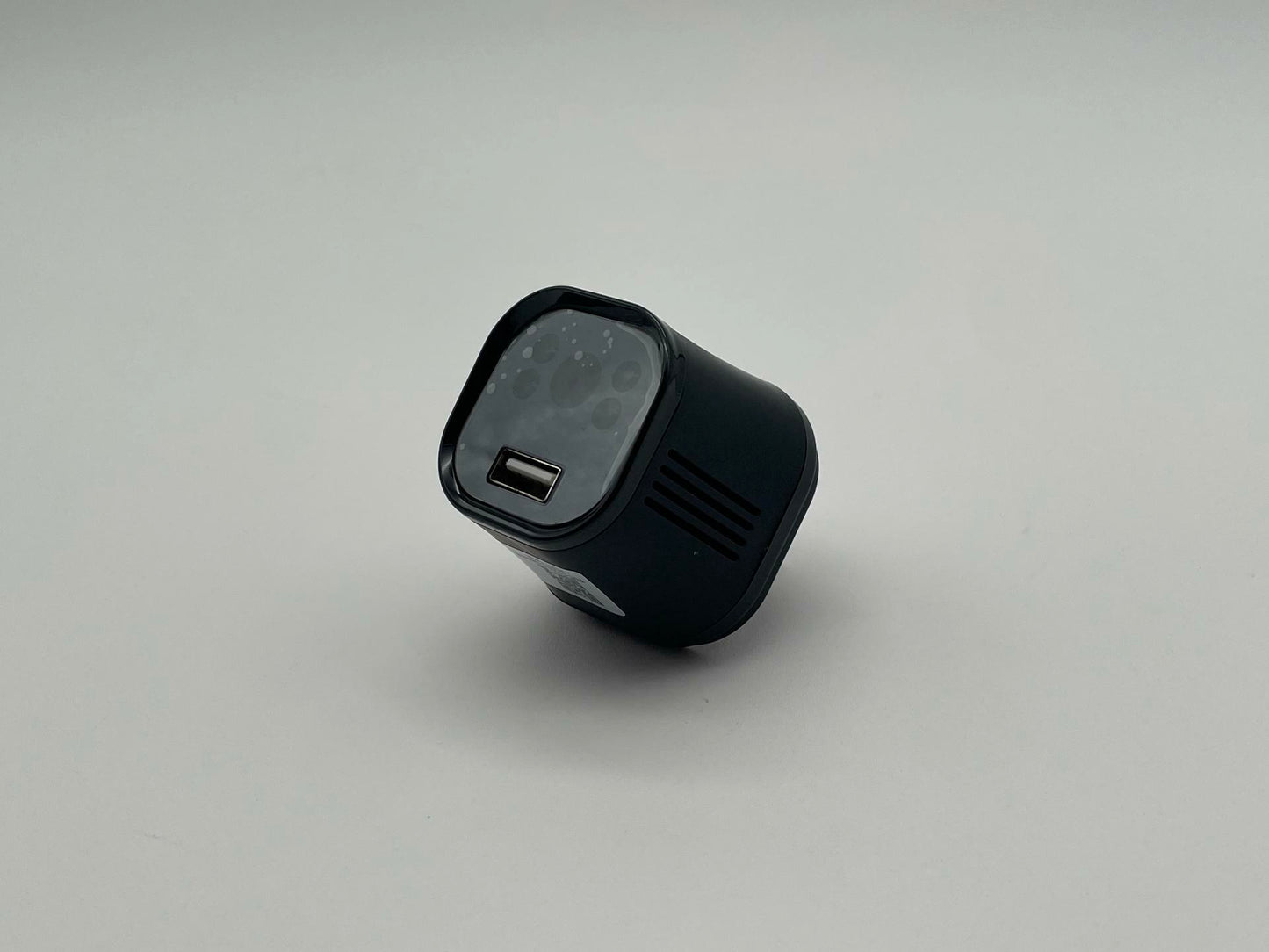 WiFi Smart Camera Charger - Remote View , Mini Camera for Pets  - IOS Android
