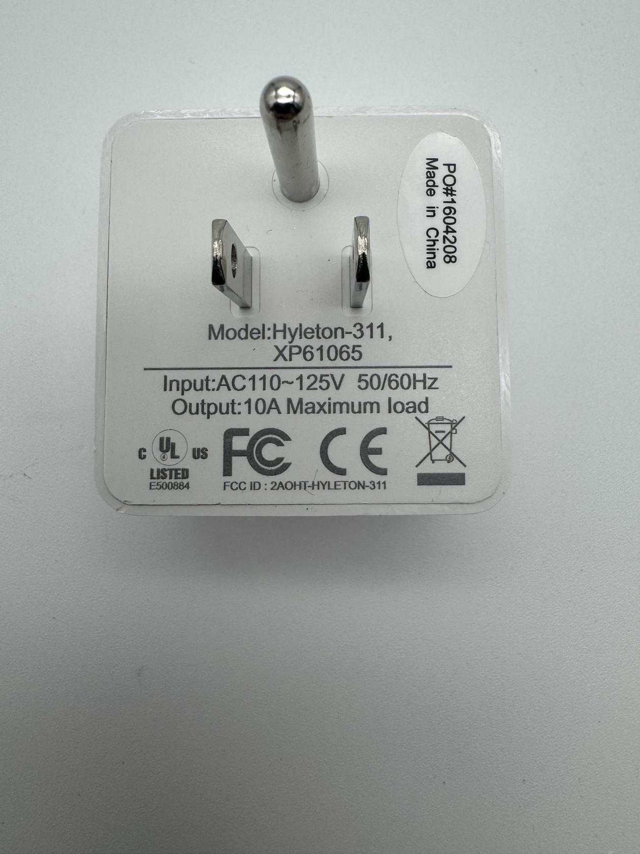 Smart Plug AC Adapter | Turn off electrical outlets from wherever you are.