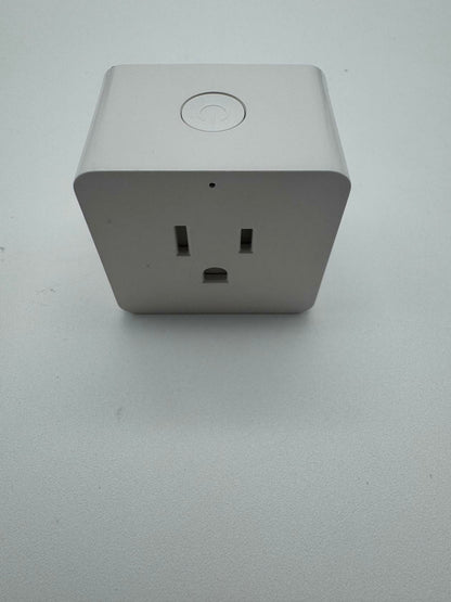 Smart Plug AC Adapter | Turn off electrical outlets from wherever you are.
