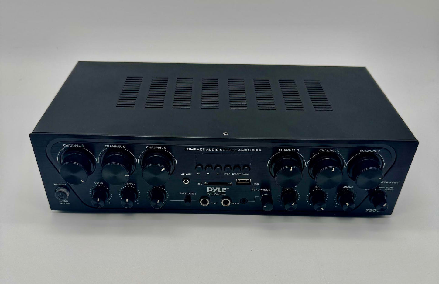 **READ & VEIW ALL DETAILS & PHOTOS**Pyle Bluetooth Home Audio Amplifier System