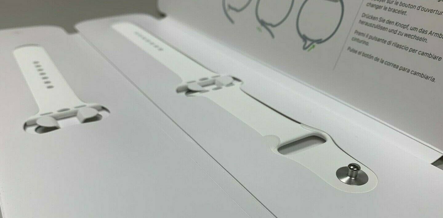 Apple Watch Band 42mm 44mm White Sport w/ Stainless Steel Pin SM/ML | MJ4M2ZM/A